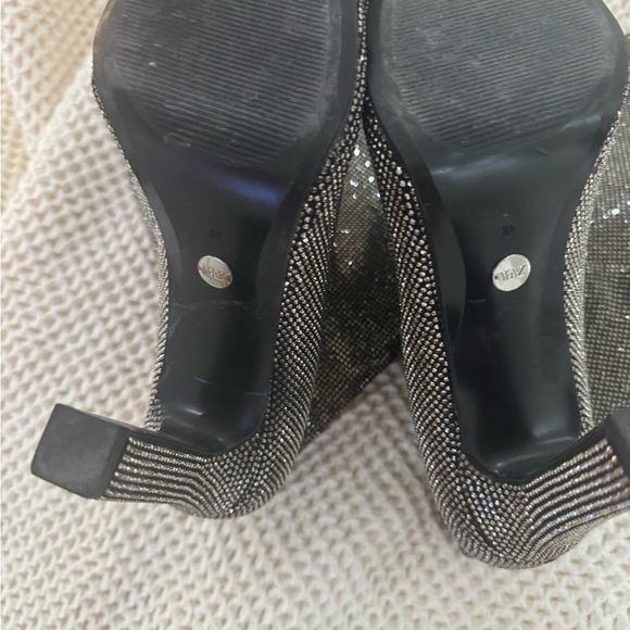 ZARA women’s boots beautiful ❤️ - Picture 4 of 5